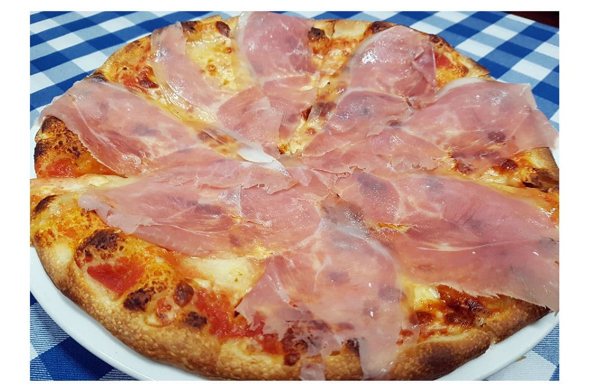 Cosentina Pizza