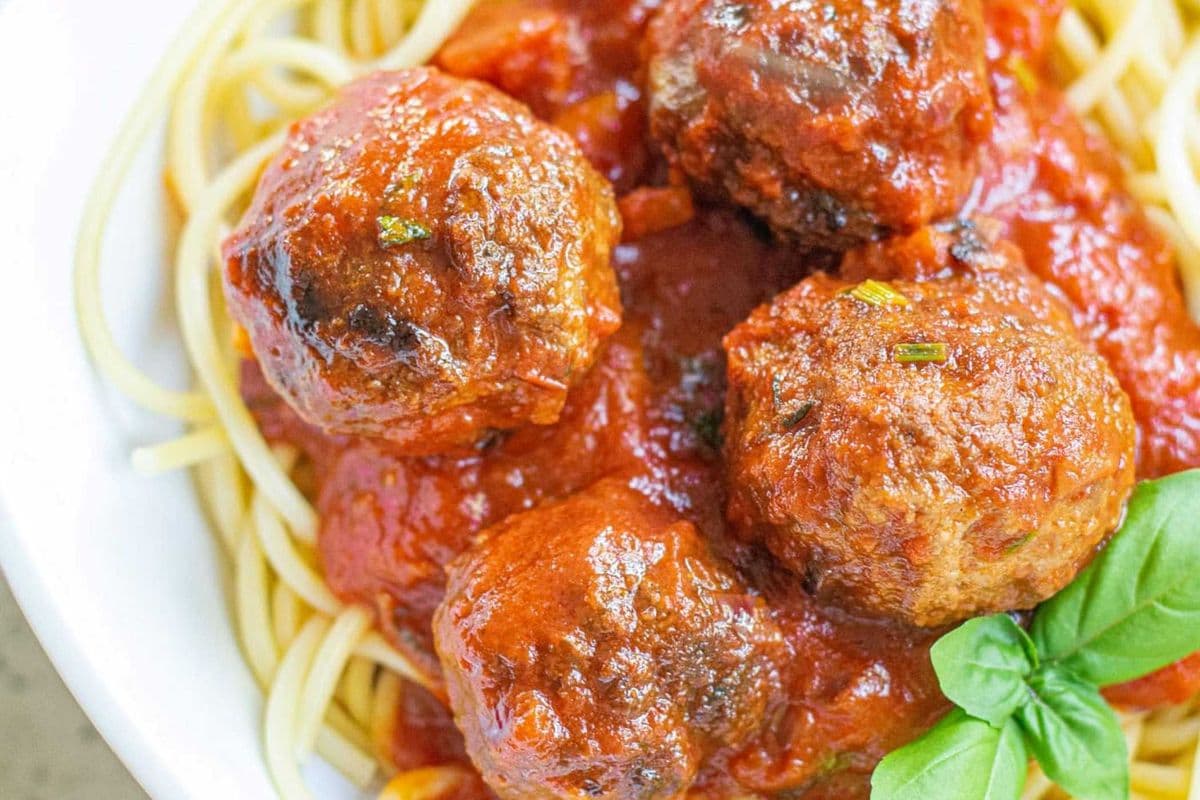 Spaghetti with Marinara Meatballs