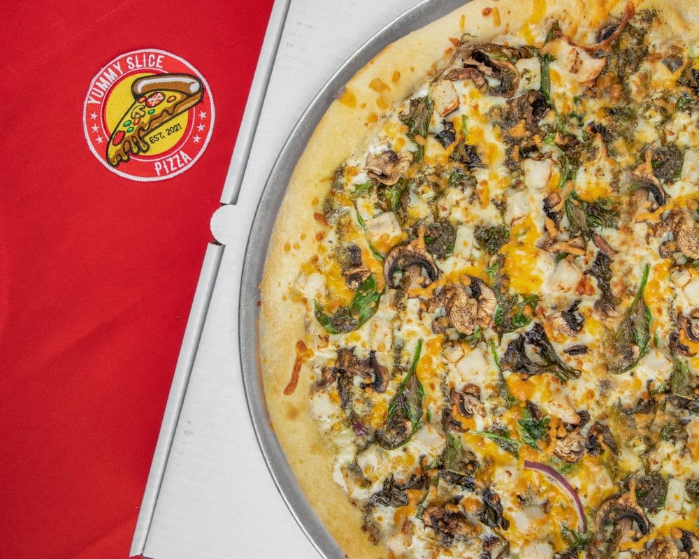Yummy Chicken Pizza