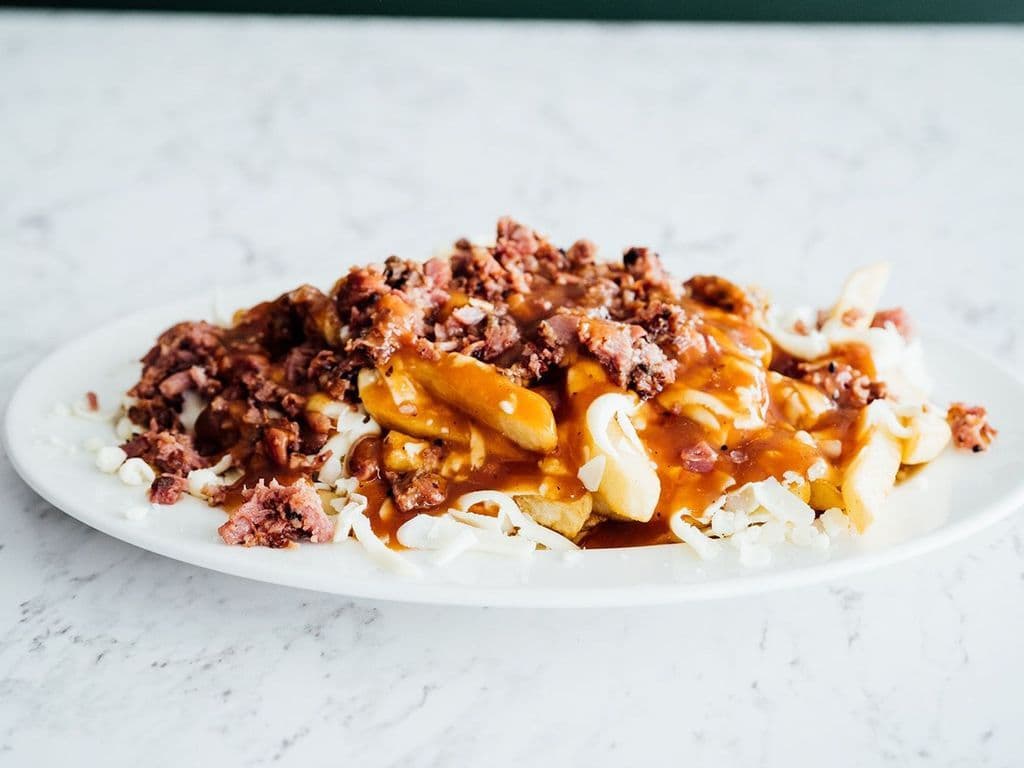 Poutine avec Viande Fumée / Smoked Meat Poutine