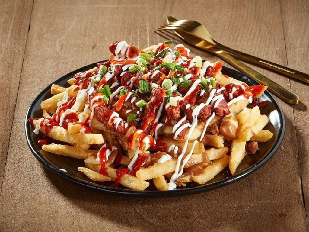Spicy! Tandoori Chicken Poutine