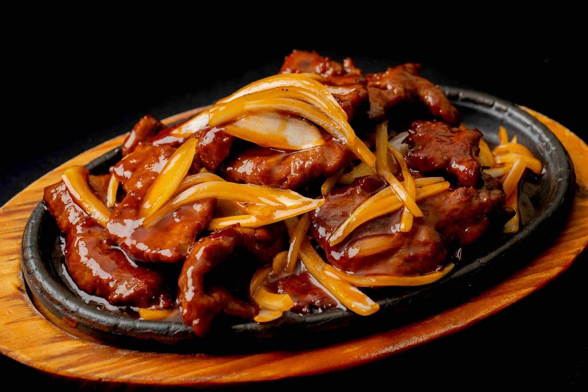 Chinese Style Beef Tenderloin / 中式牛柳