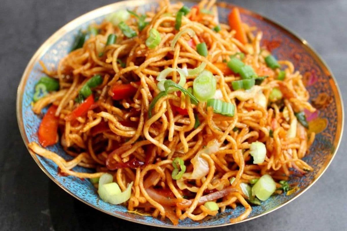 Crispy Schezwan Noodles