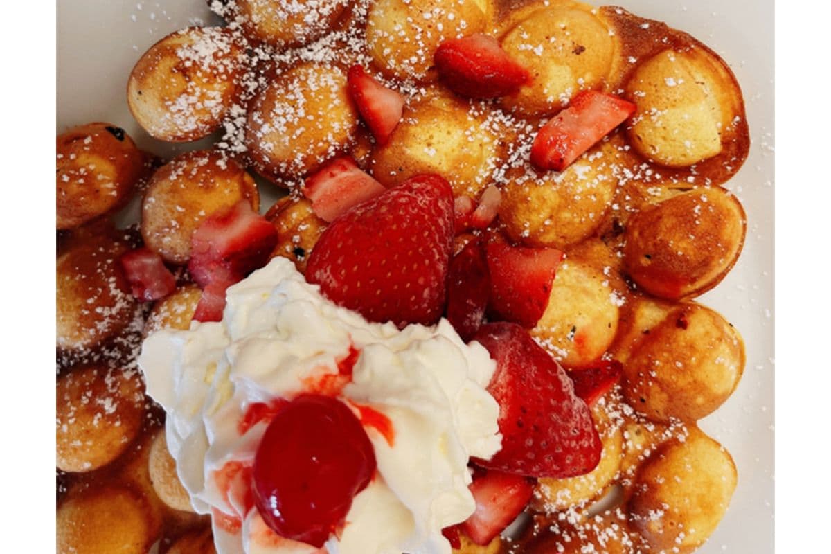 Strawberry Bubble Waffle