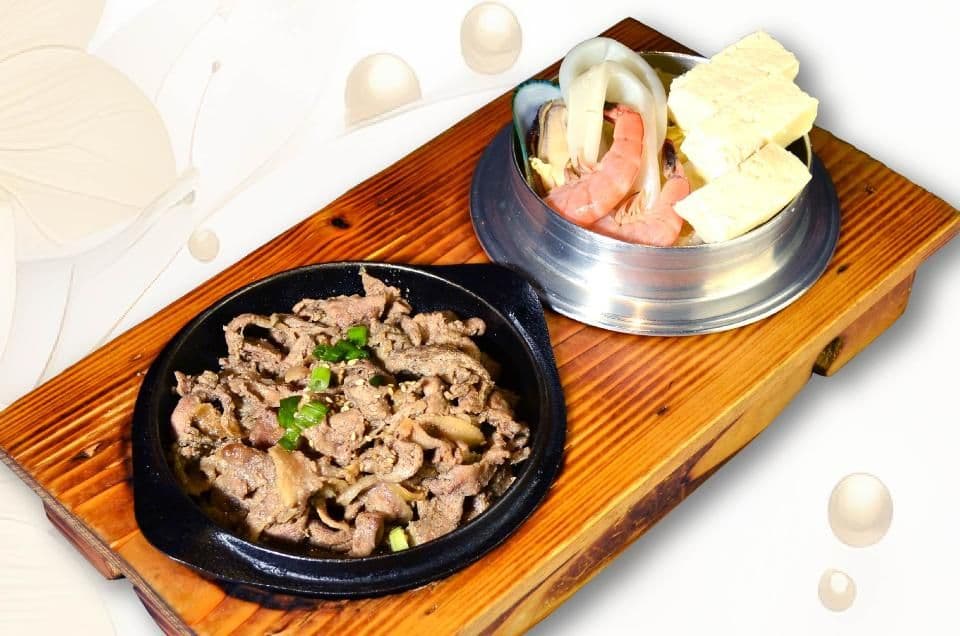BBQ Pork + Mini Hot Pot / 烤肉鍋