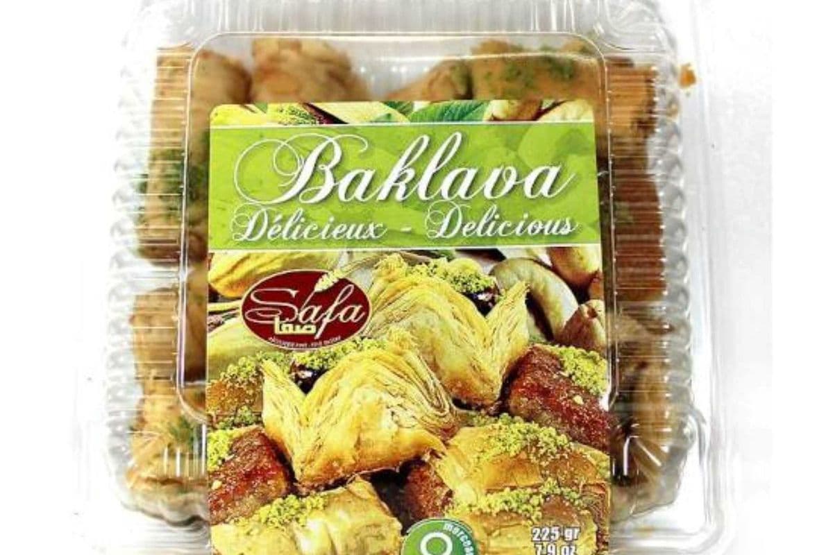 10 pieces mini baklawa