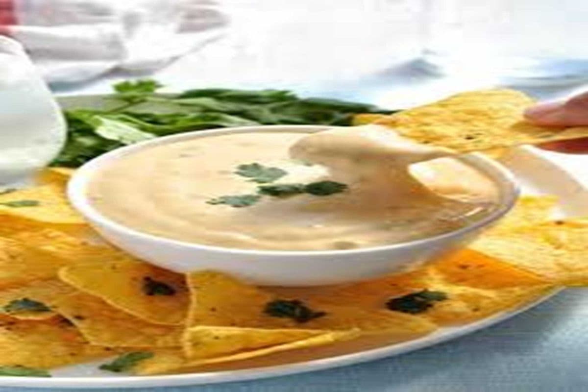 Nachos and cheese (Tray) (85 g)