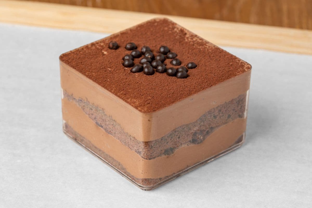 Chocolate Hazelnuts Mini Cake