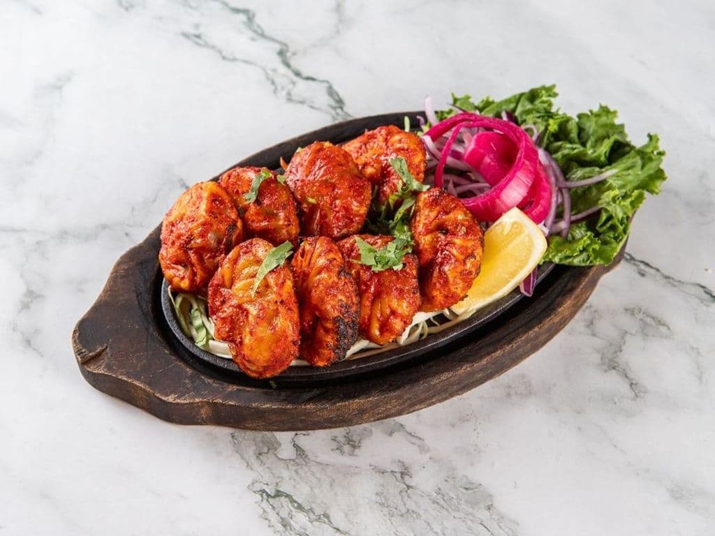 VEG TANDOORI MOMOS