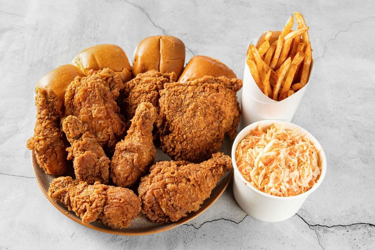 Original Chicken Family Meal (12 pcs)