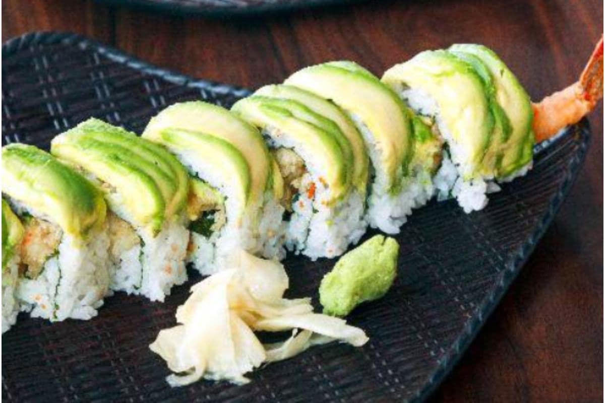 Green Dragon Roll Maki