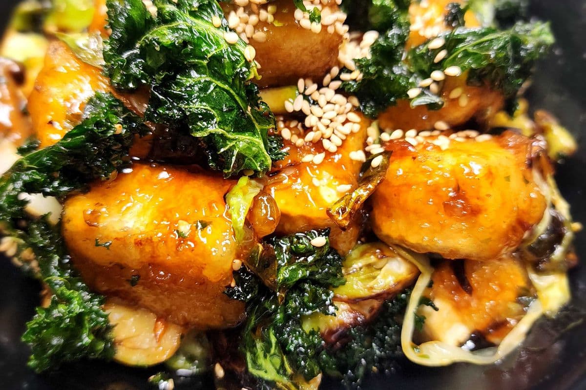 Stir-Fried Vegetable and Tofu on Rice
