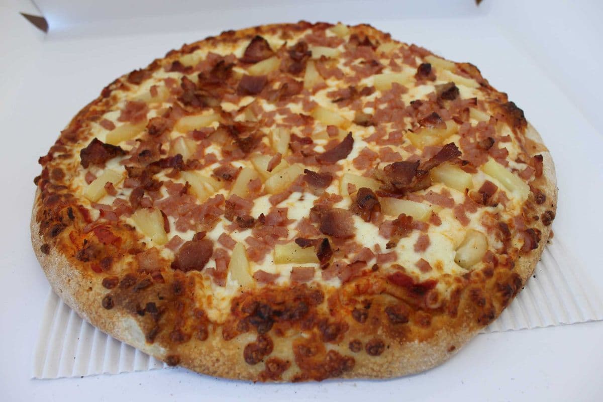 Hawaiian Pizza
