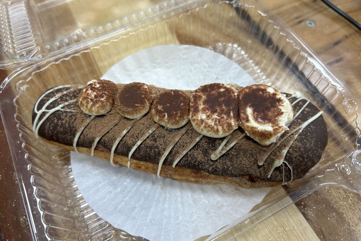 Tiramisu Eclair