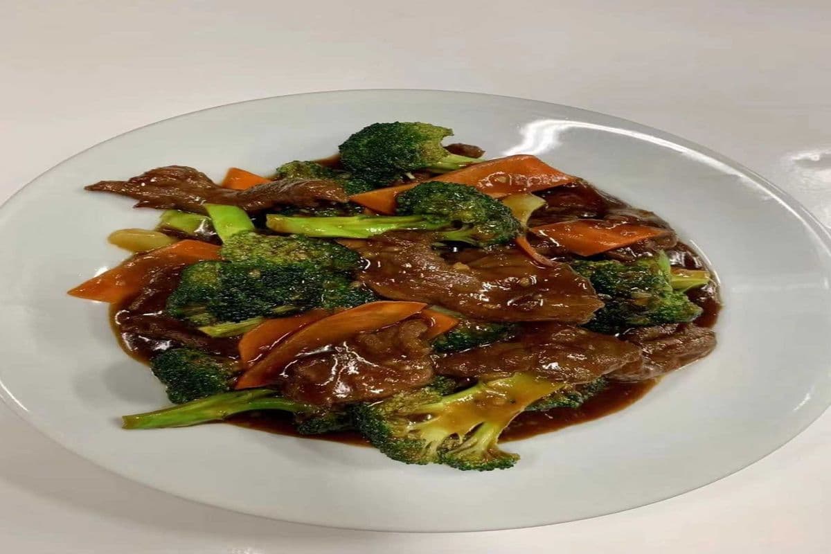 B10. Beef with Mix Vegetable