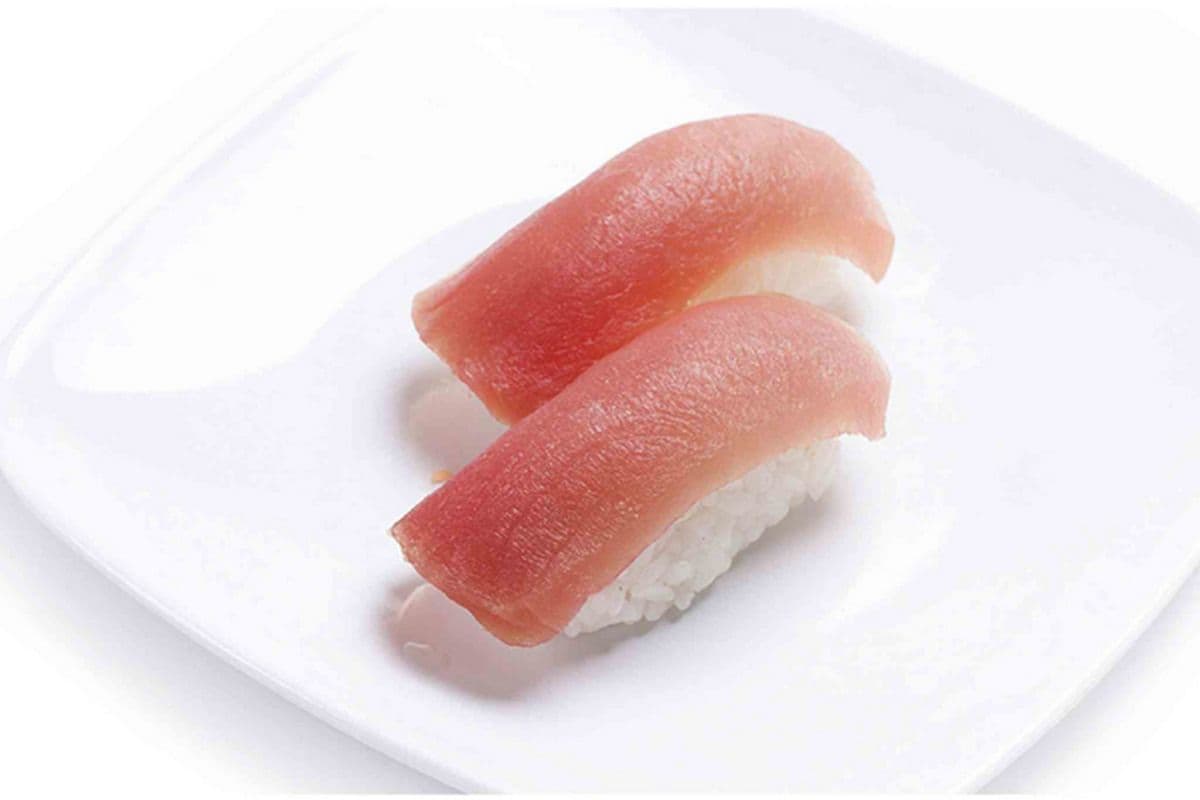 K1. Tuna Sushi (2 pcs)