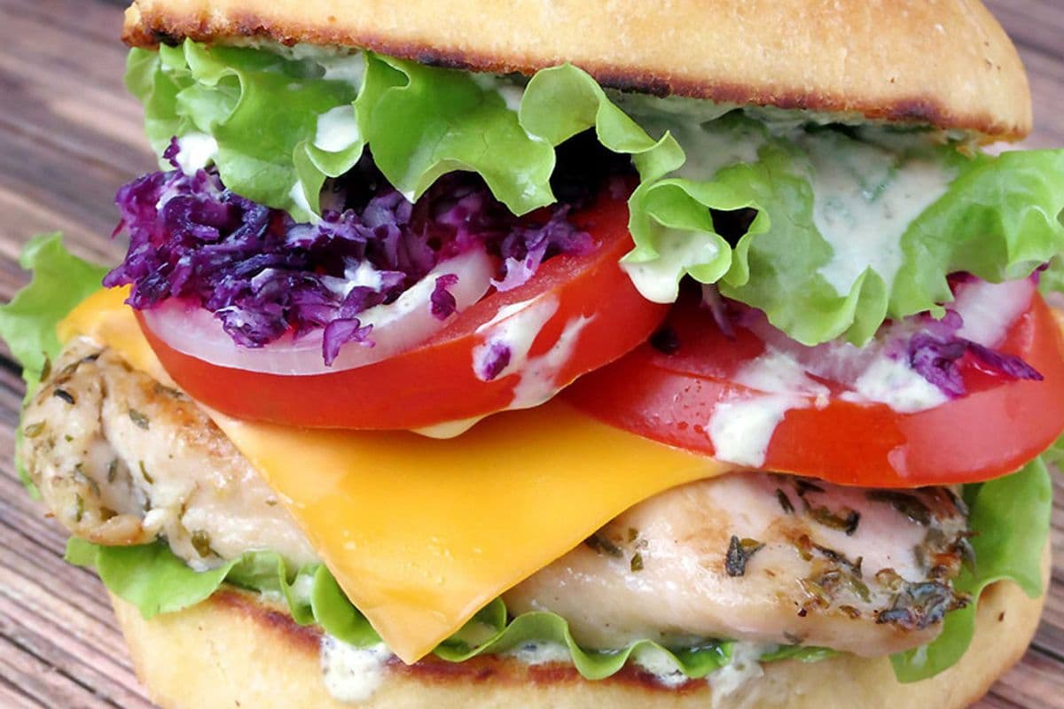Burger au poulet / Chicken Burger