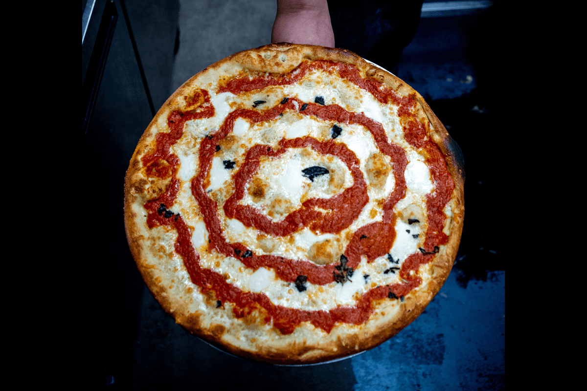 Spicy Vodka Pie 18"