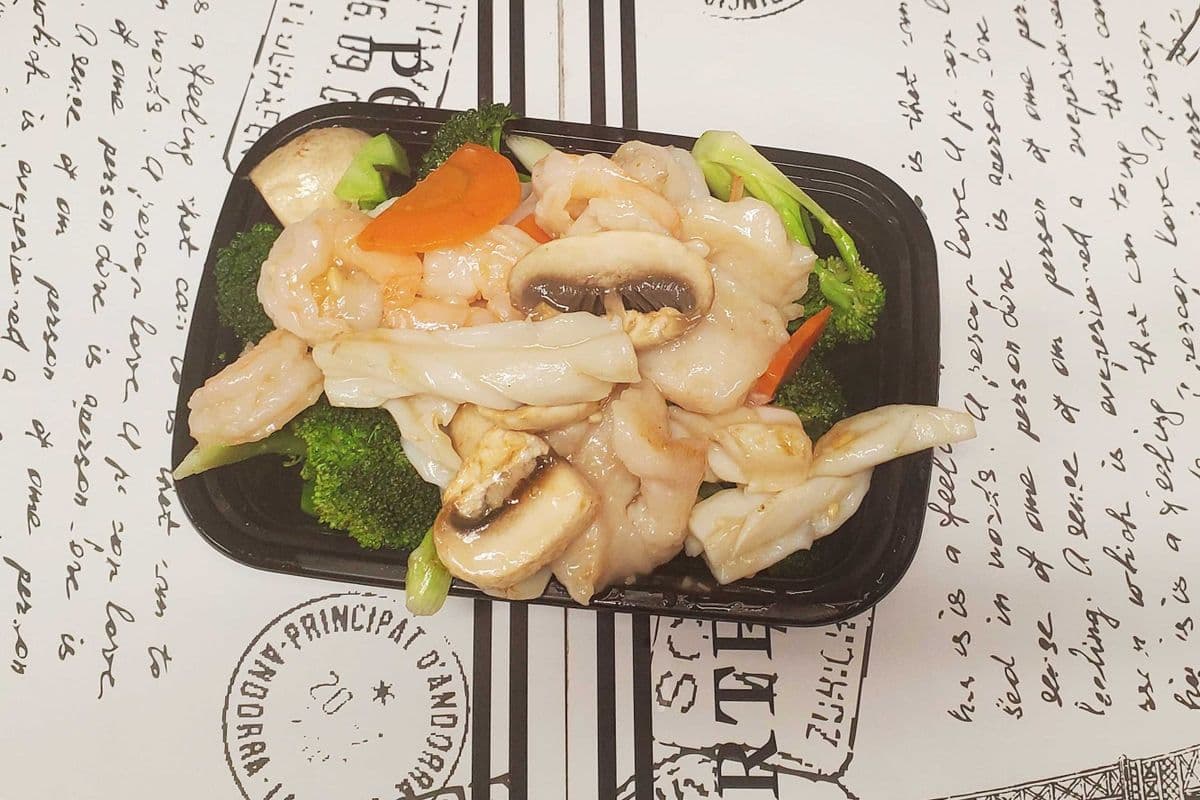 Pan-Fried Three kinds of Seafood