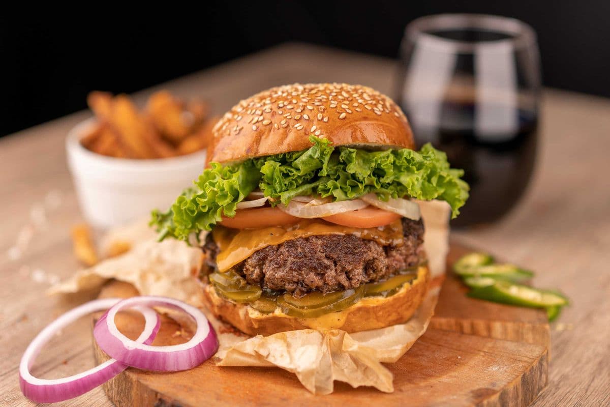 Classic Cheese Burger