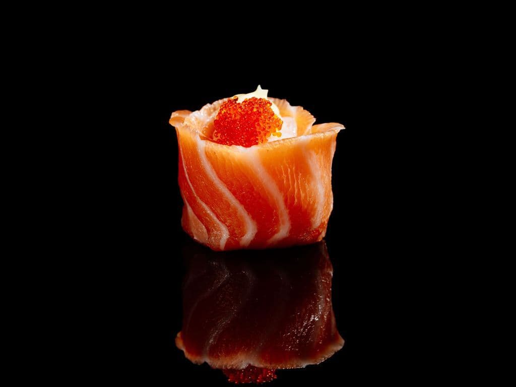 Salmon Rose Sushi (2pcs)