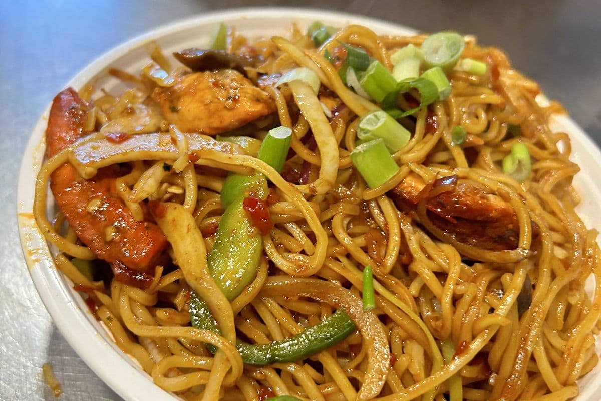 Chicken Hakka Noodles