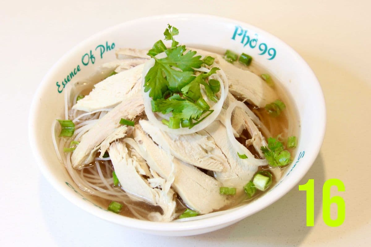 16. Phở Sliced Chicken Meat