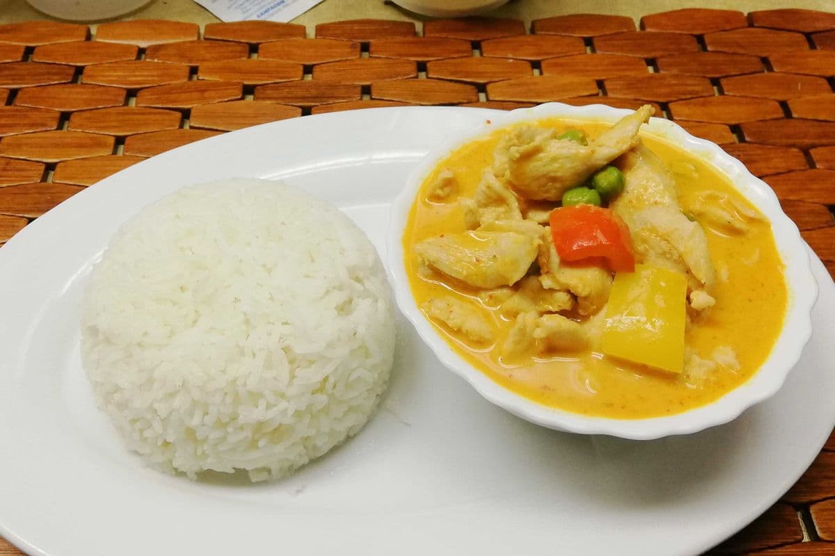 D33. Panang Curry