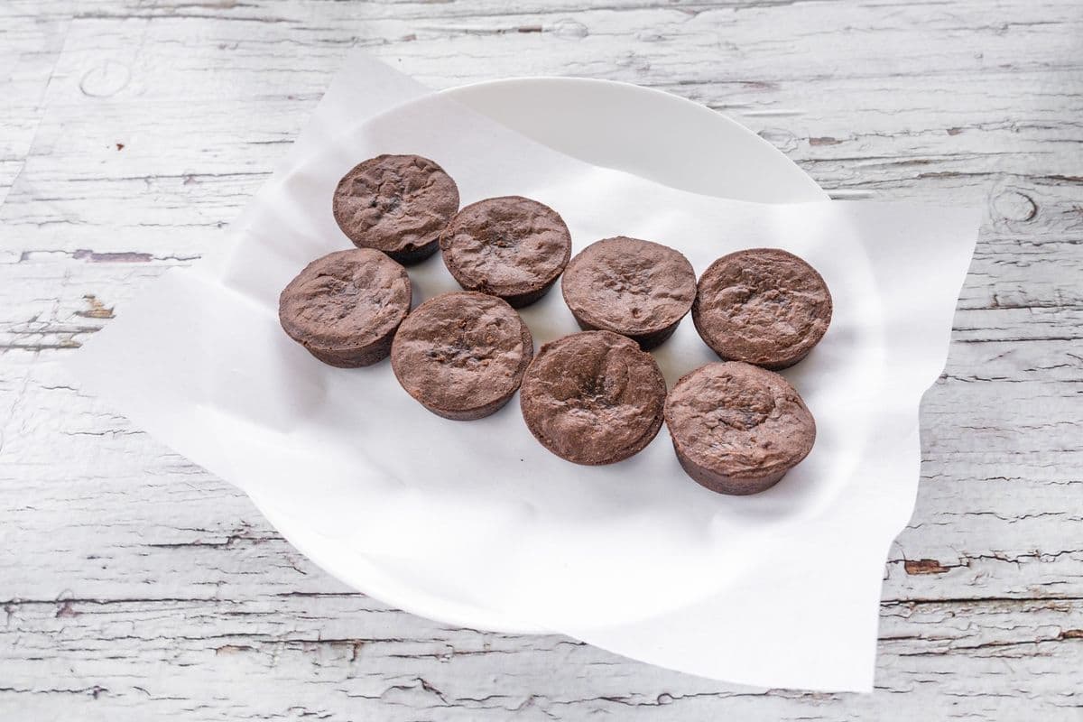 Two - Bite Brownies (8 pcs)
