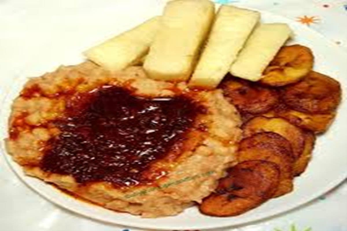 Ewa Agoyin