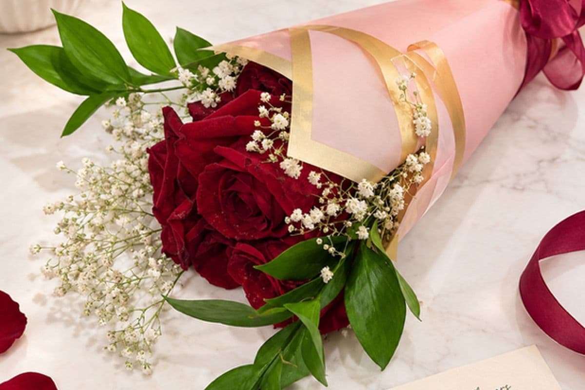 Classic Red Rose Bouquet