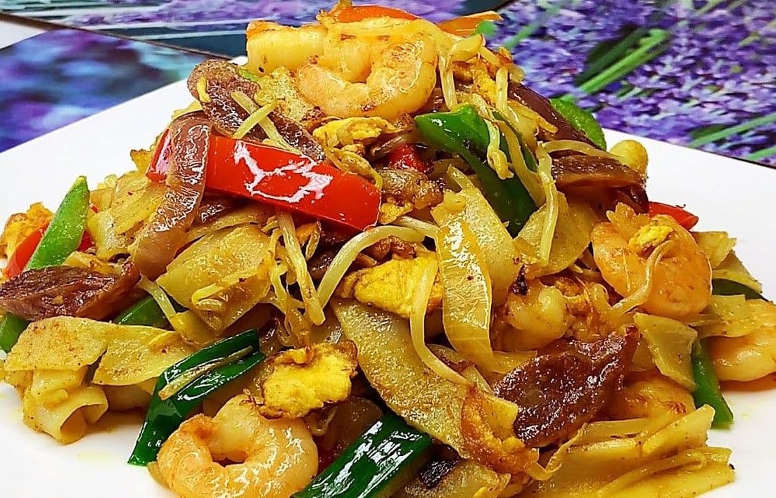 88. Special Fried Rice Noodles (Pork and Shrimp)