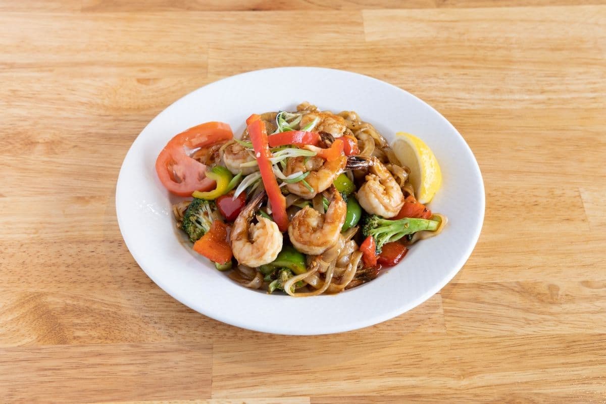 Pad Kee Mao (Thai Spicy Noodles)
