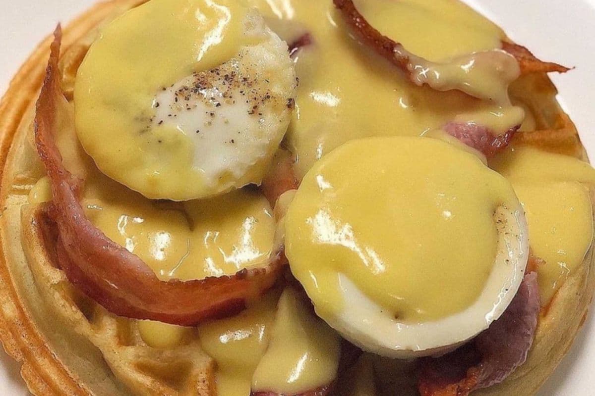 Eggs Benedict Waffle