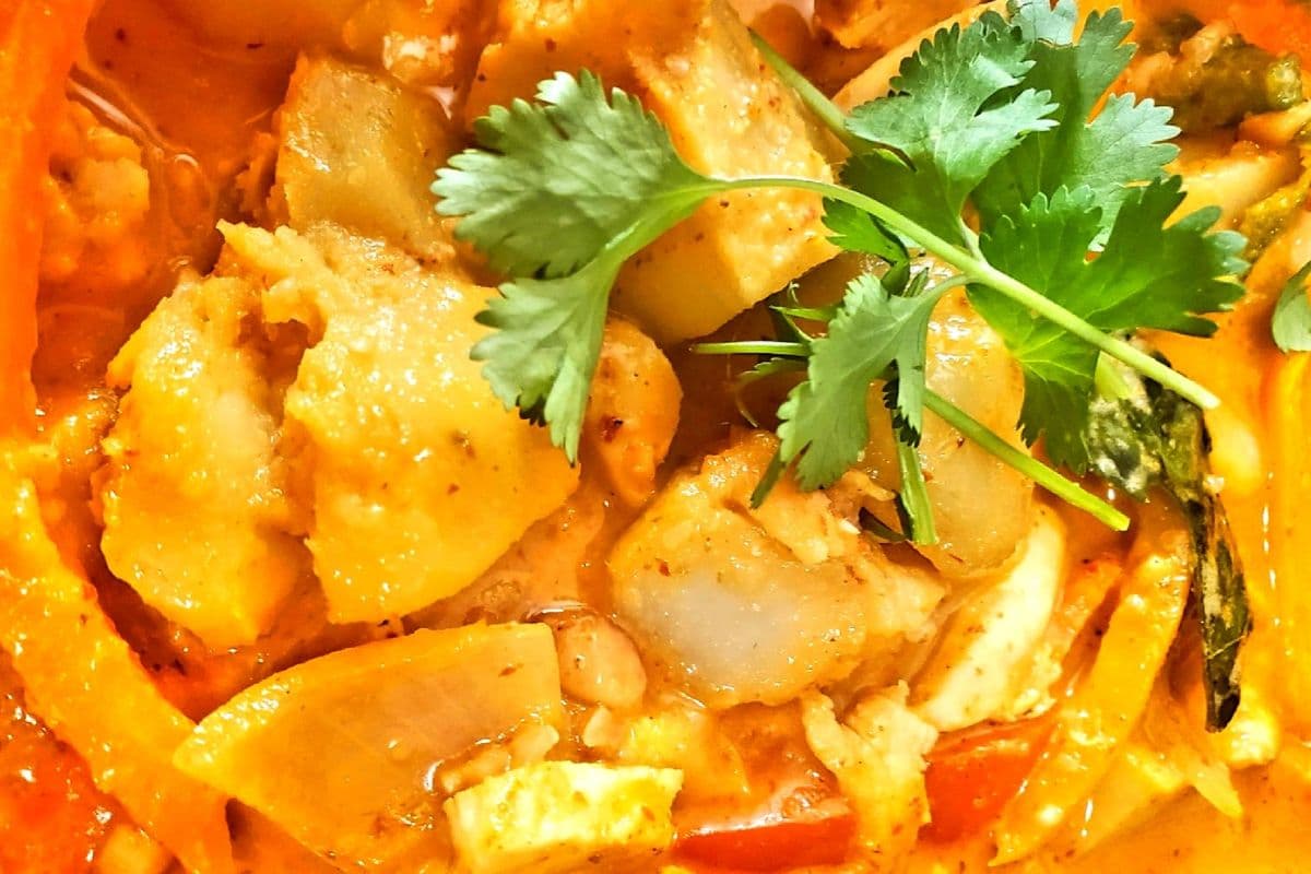 Tamarind Curry (Gang-Mussa-Mann)