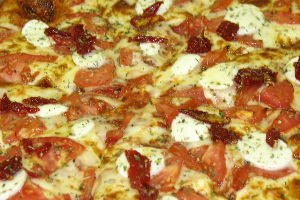 14" Pizza margherita bocconcini