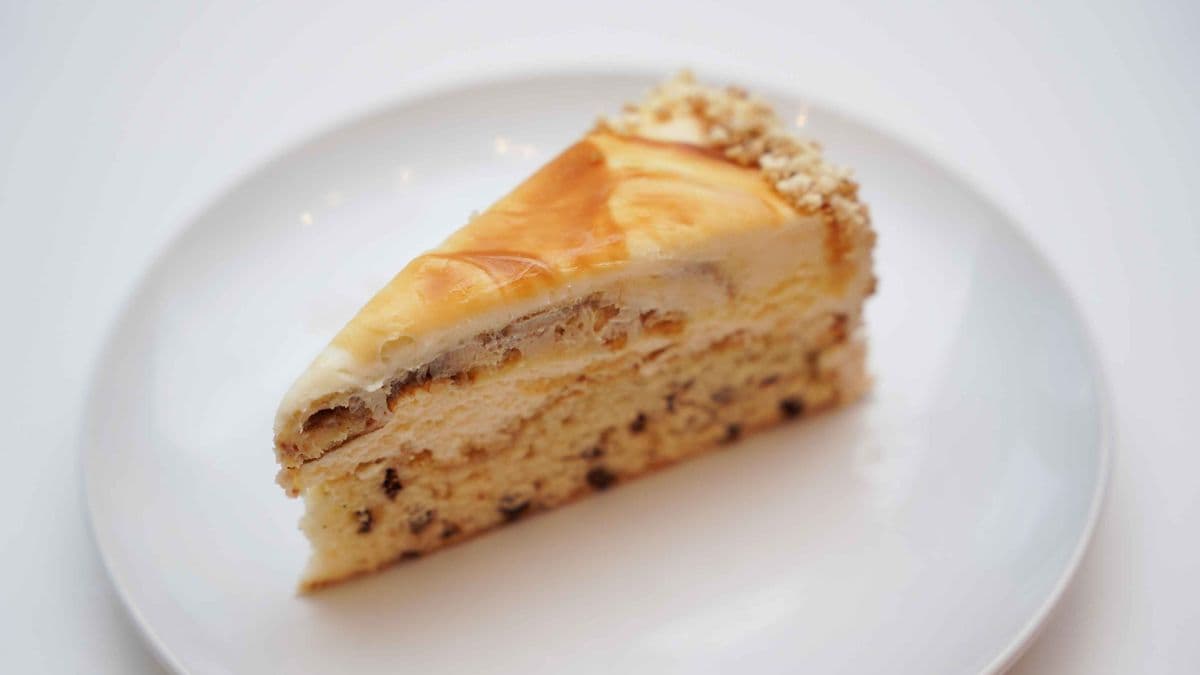 The Cheesecake Factory Bakery Cinnabon® Swirl Cheesecake