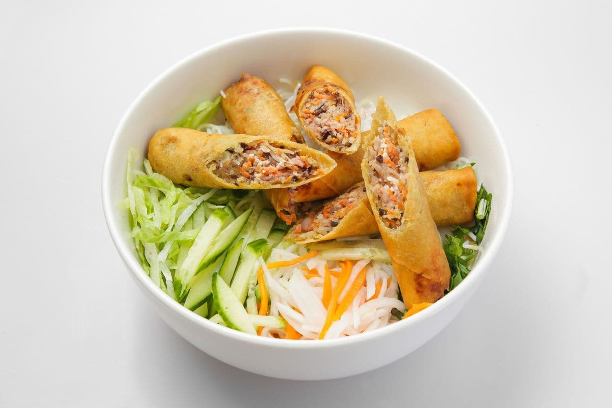 Spring Rolls Vermicelli / Bún Chả Giò