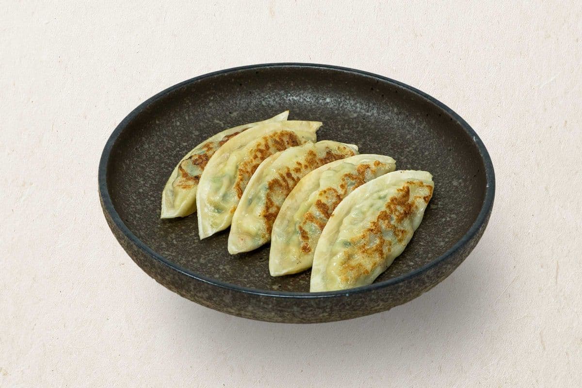 Vegetable Gyoza _ Panfried (Vegetarian) (5 pcs)