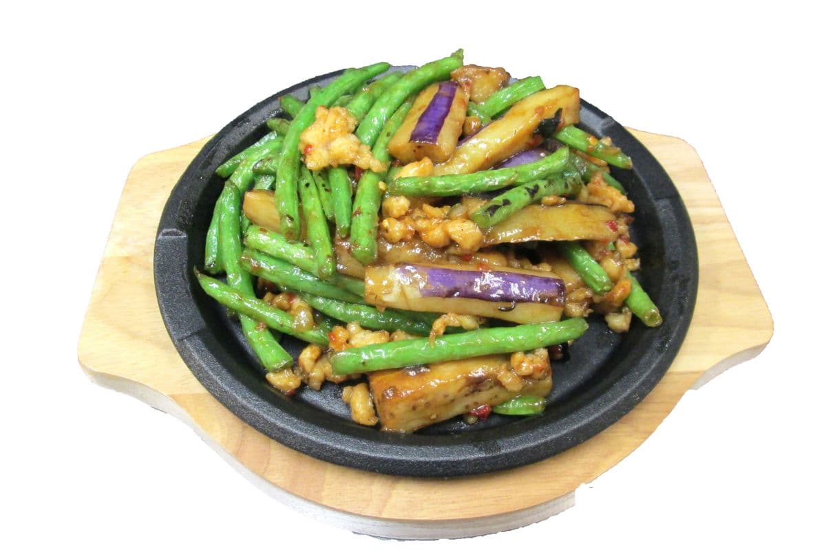 207. Minced Chicken, Egg-Plant or Green Beans in Black Bean Sauce 雞茸茄子四季豆