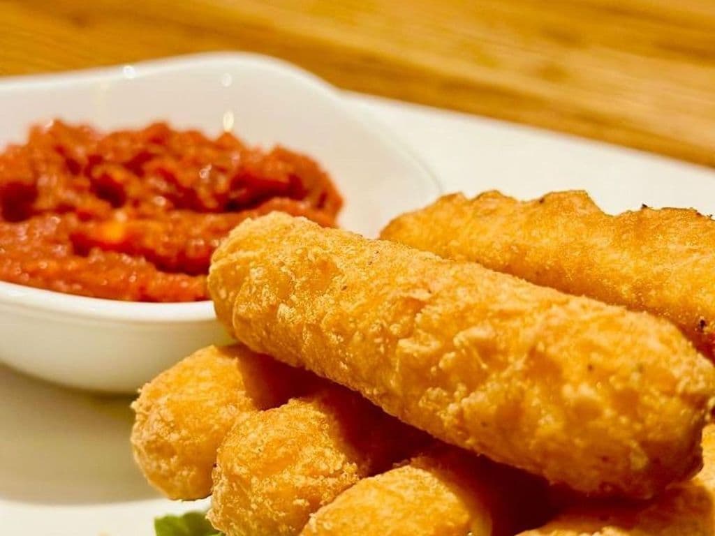 MOZZA STICKS
