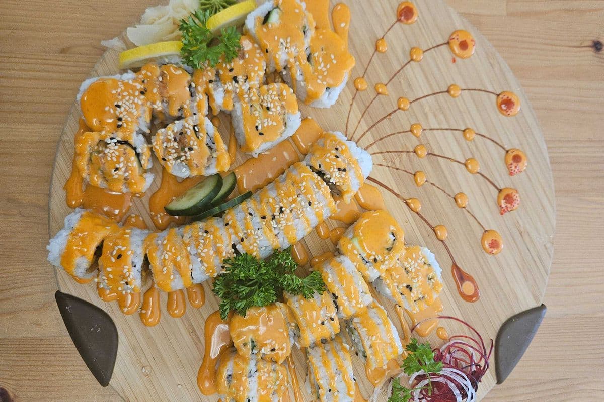Spicy Roll Combo
