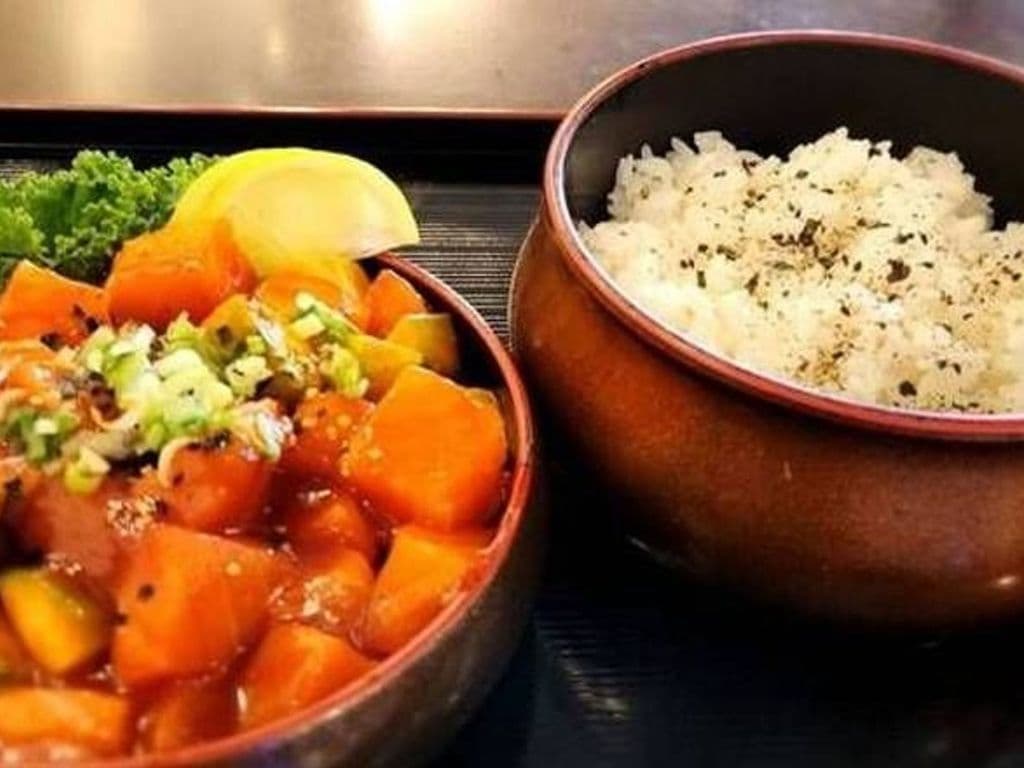 Spicy Salmon Don