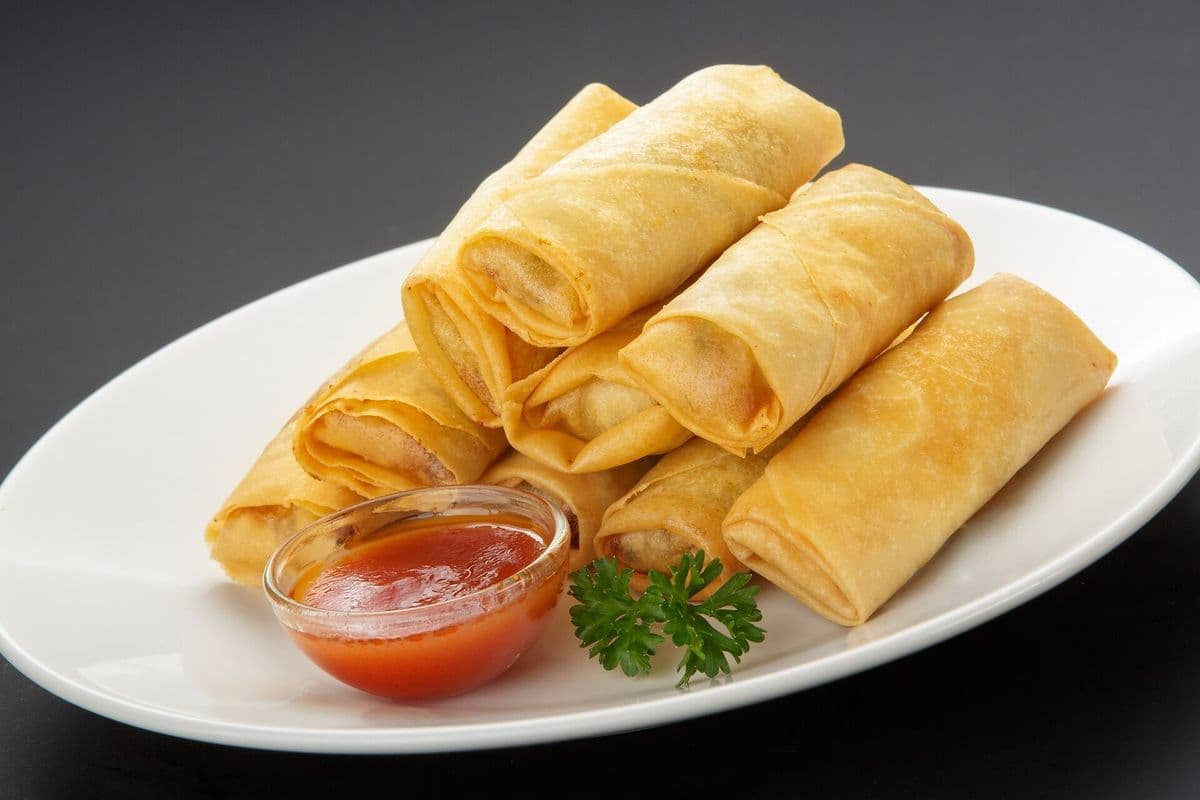 Vegetable Spring Rolls (6 pcs)
