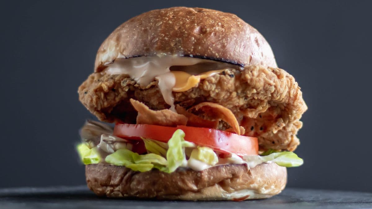 Saltyz Crispy Chicken Sandwich