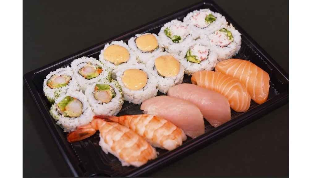 Maki and Sushi Combo