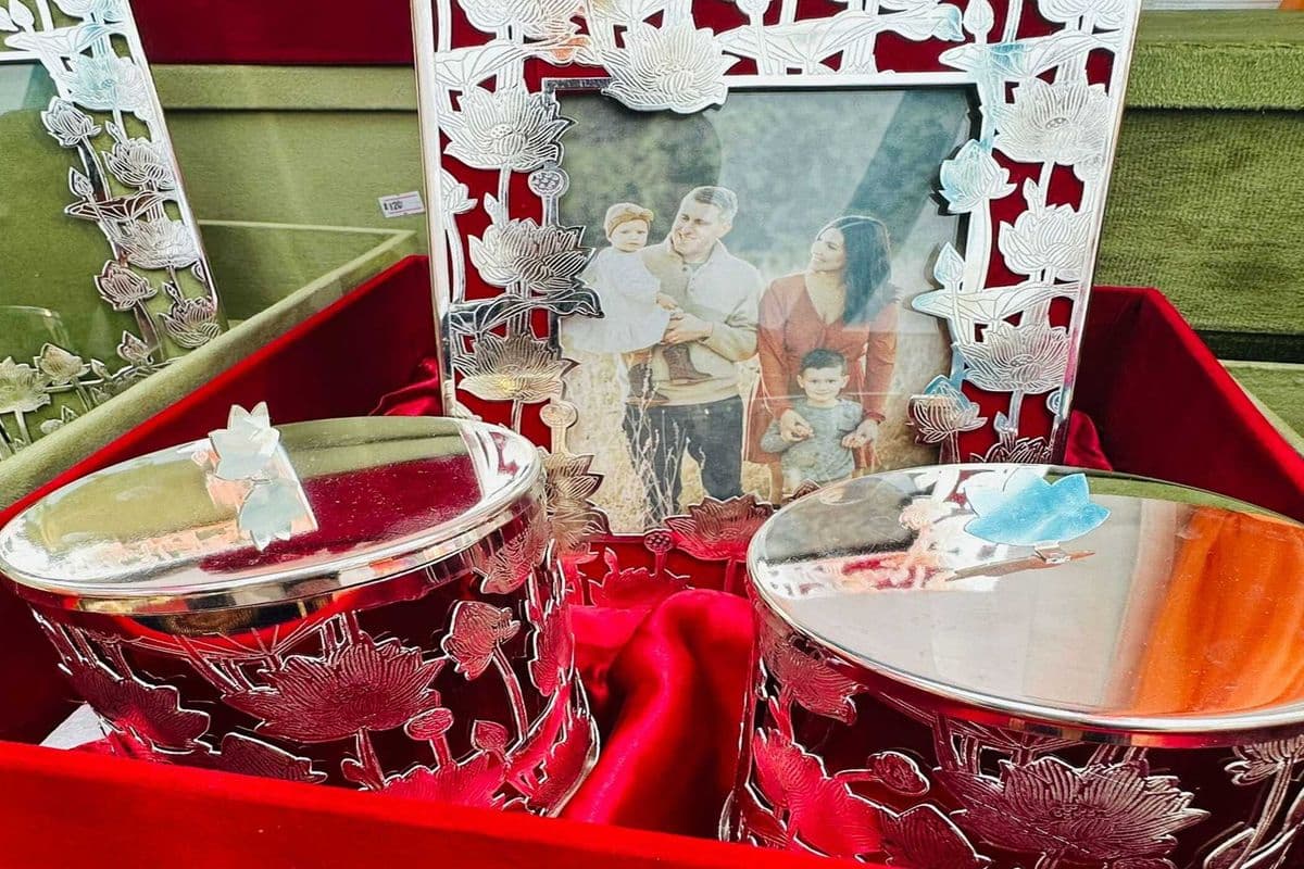 Hamper with Photo Frame