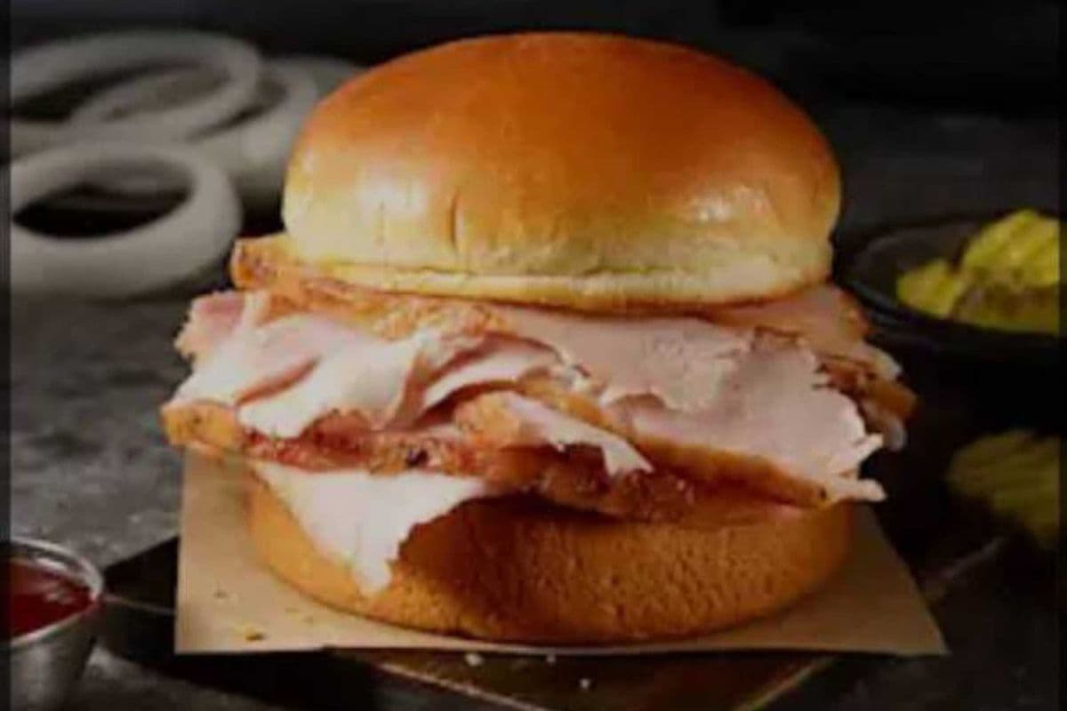 Classic Turkey Sandwich