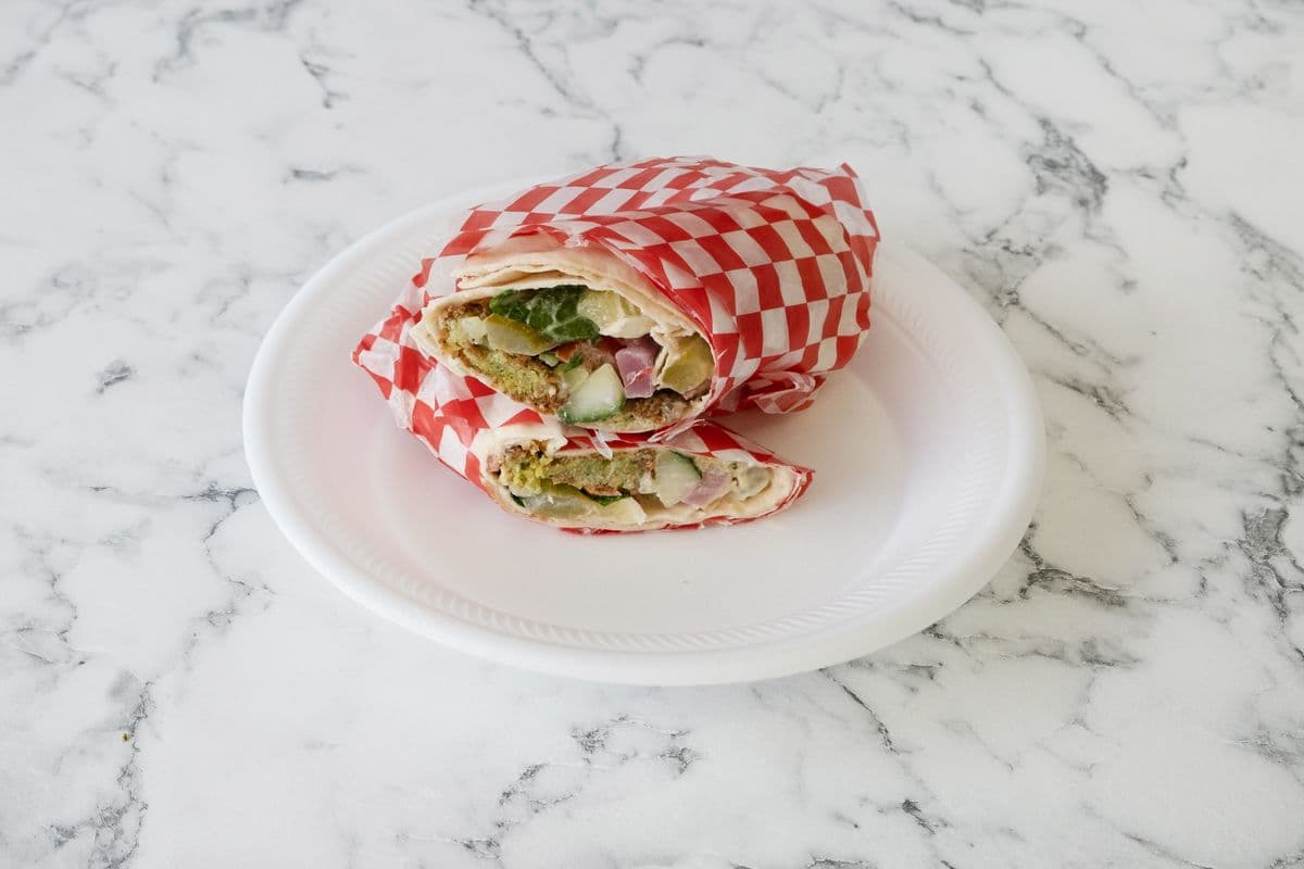 Falafel Sandwiches with Pita Bread