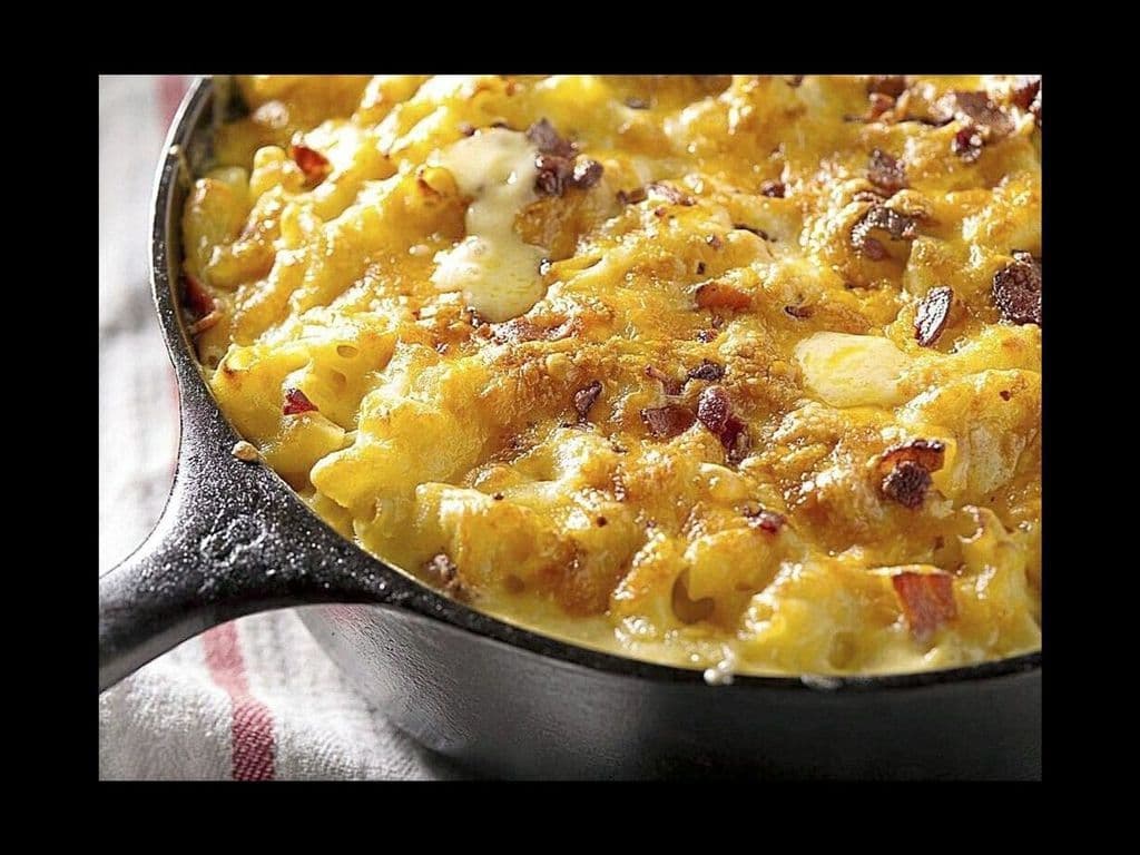 Mac N Cheese Viande Fumée / Smoked Meat Mac N Cheese
